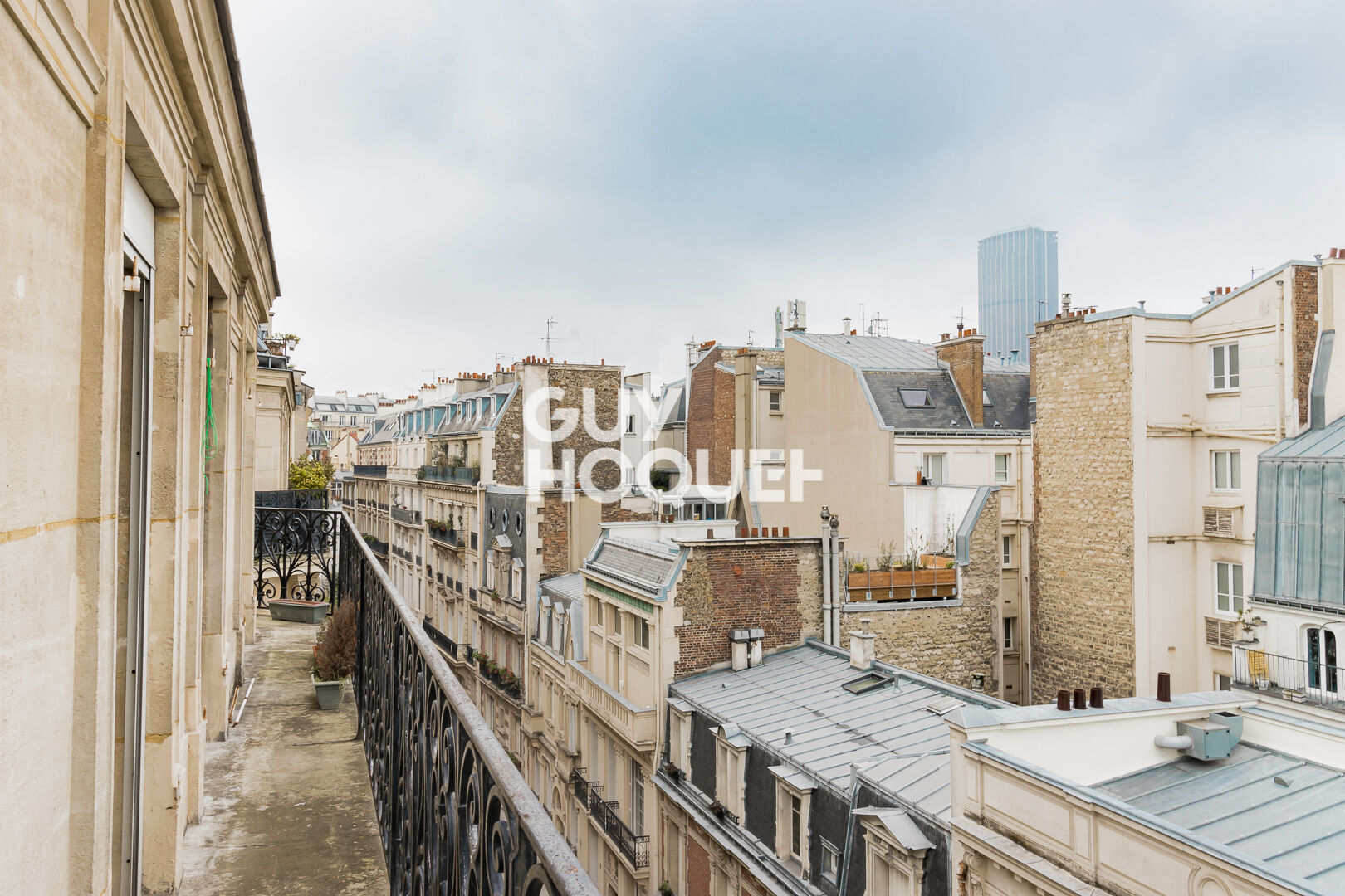 Bel appartement familial - étage élevé - Rue d'Assas