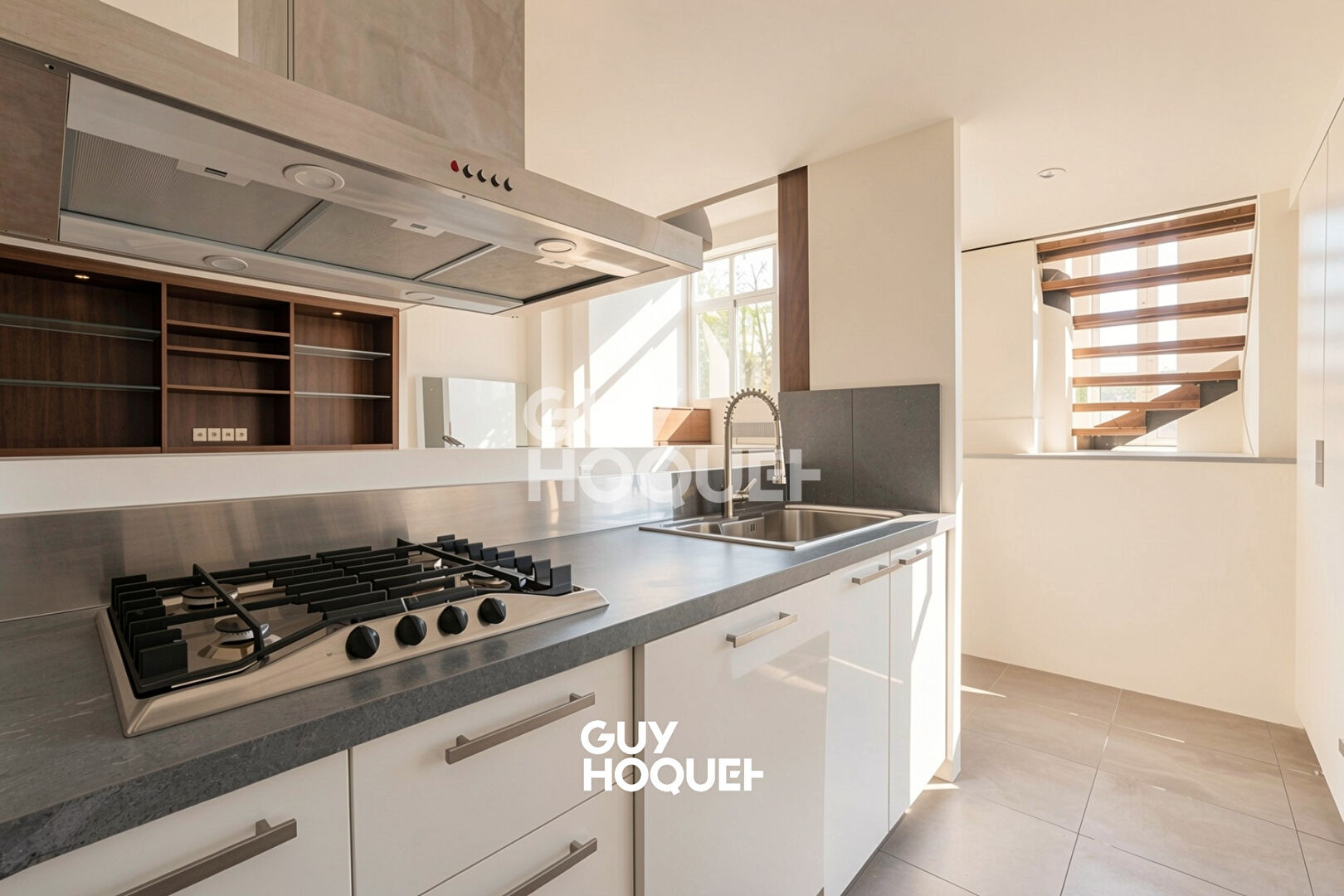 A vendre - Superbe loft d'exception sur le Canal Saint Martin