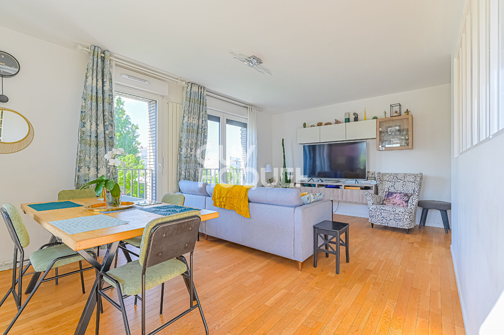 Appartement Pantin  4 pièce(s) 82.1 m2