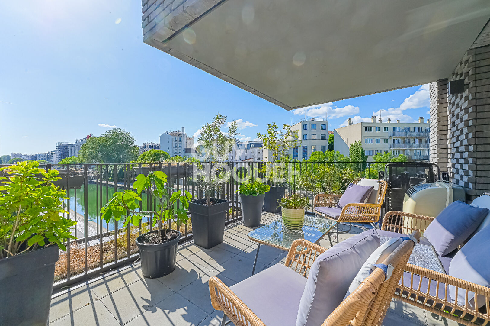 Appartement Pantin  4 pièce(s) 82.1 m2