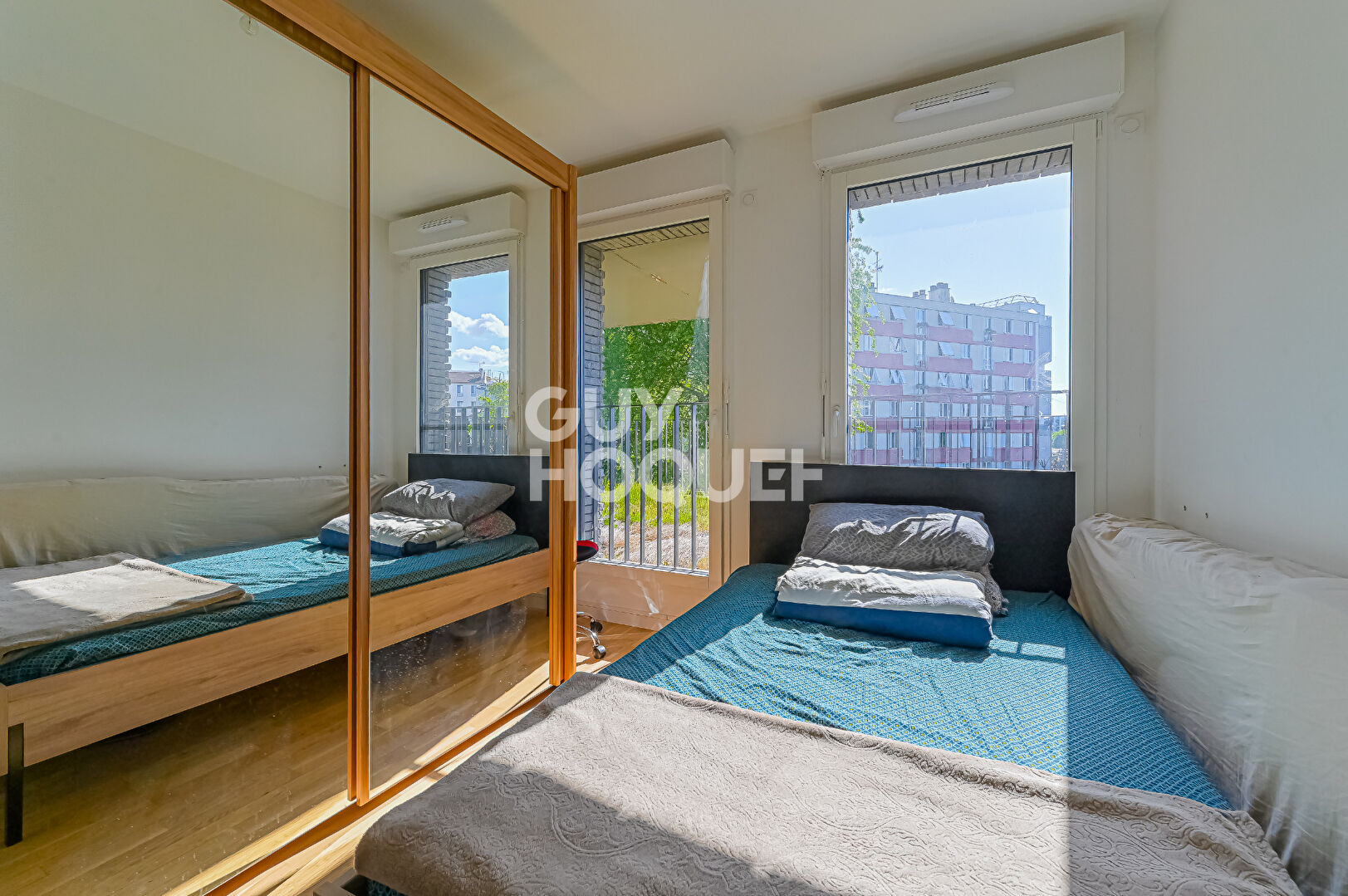 Appartement Pantin  4 pièce(s) 82.1 m2