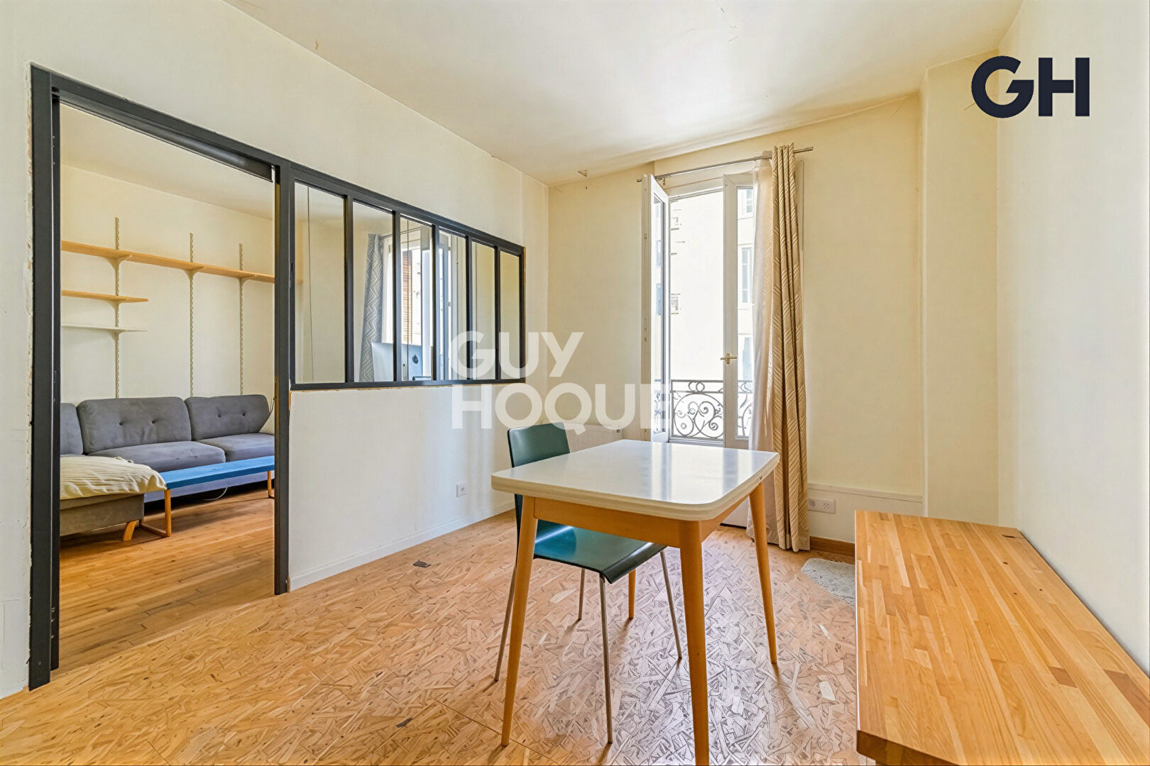 2 pièces traversant de 43 m²