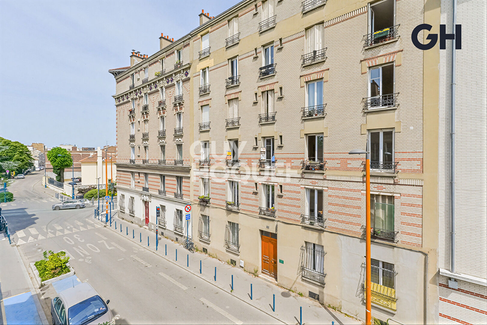 2 pièces traversant de 43 m²