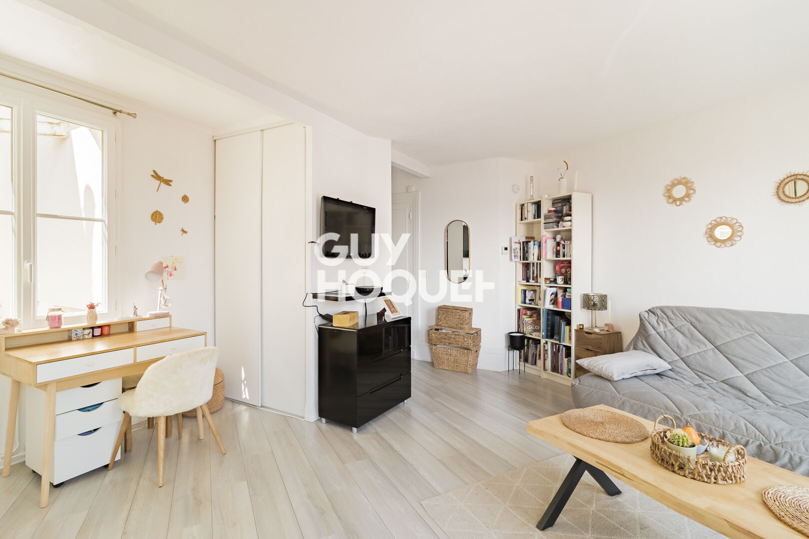 Studio Lumineux avec Balcon et Vue Dégagée - Rue du Poteau