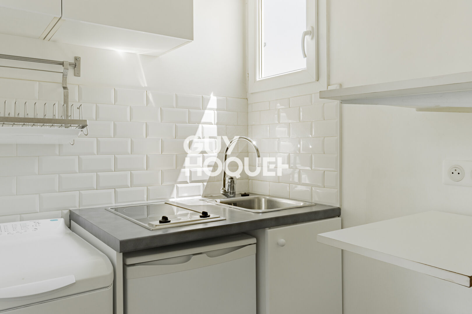 Charmant 2 pièces - 25m²  - étage élevé