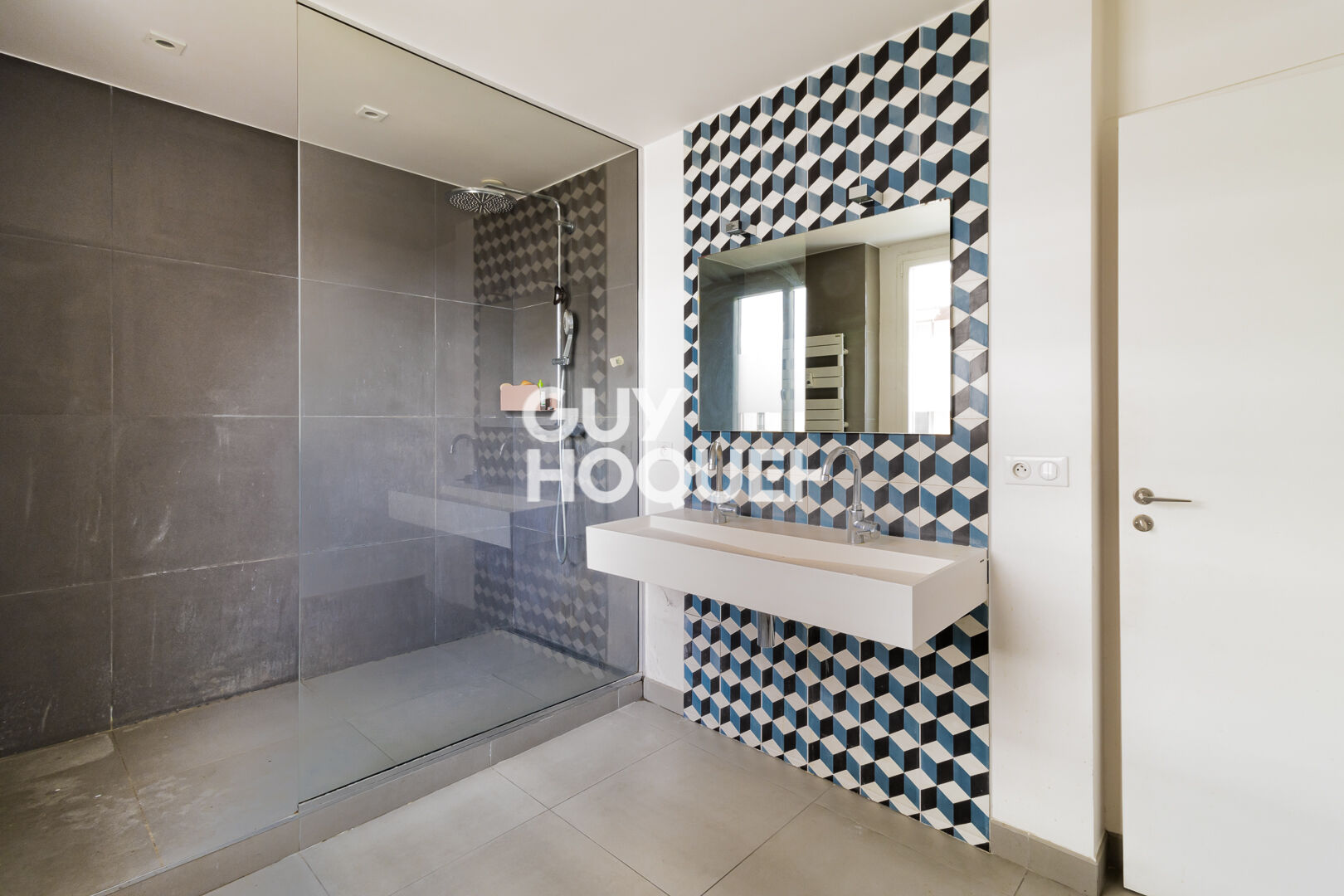 Superbe duplex 6 pièces -146 m2