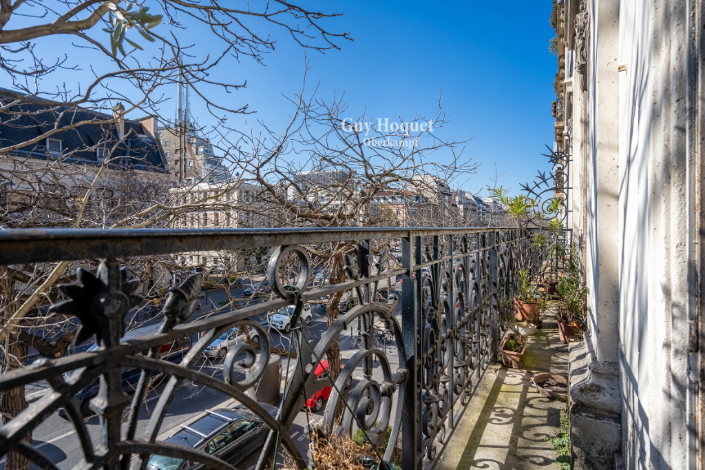 Bd St Marcel 3/4 pièces ensoleillé avec balcon