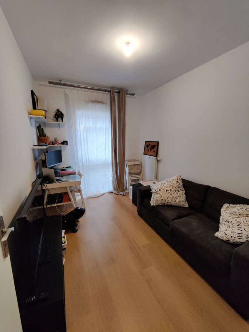 VILLEJUIF - 3 PIÈCES AVEC TERRASSE - MEUBLÉ