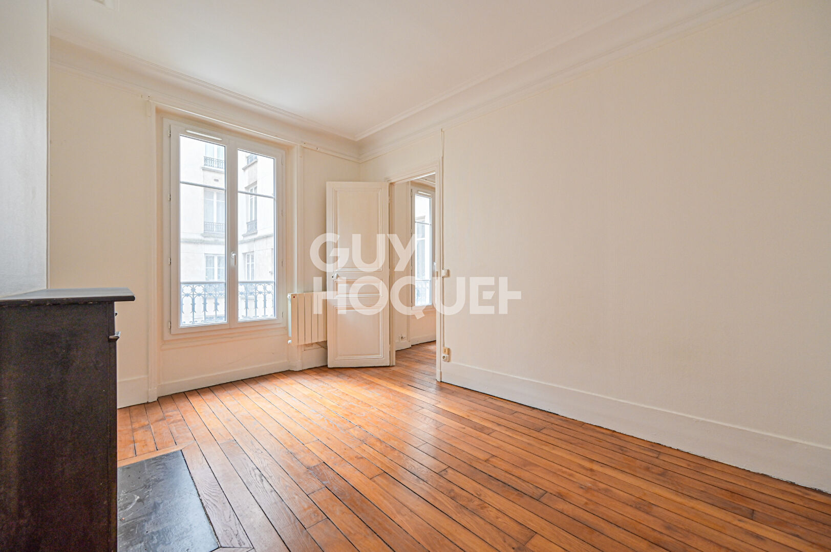 DAUMESNIL - 2 PIECES AVEC TERRASSE -  43M²