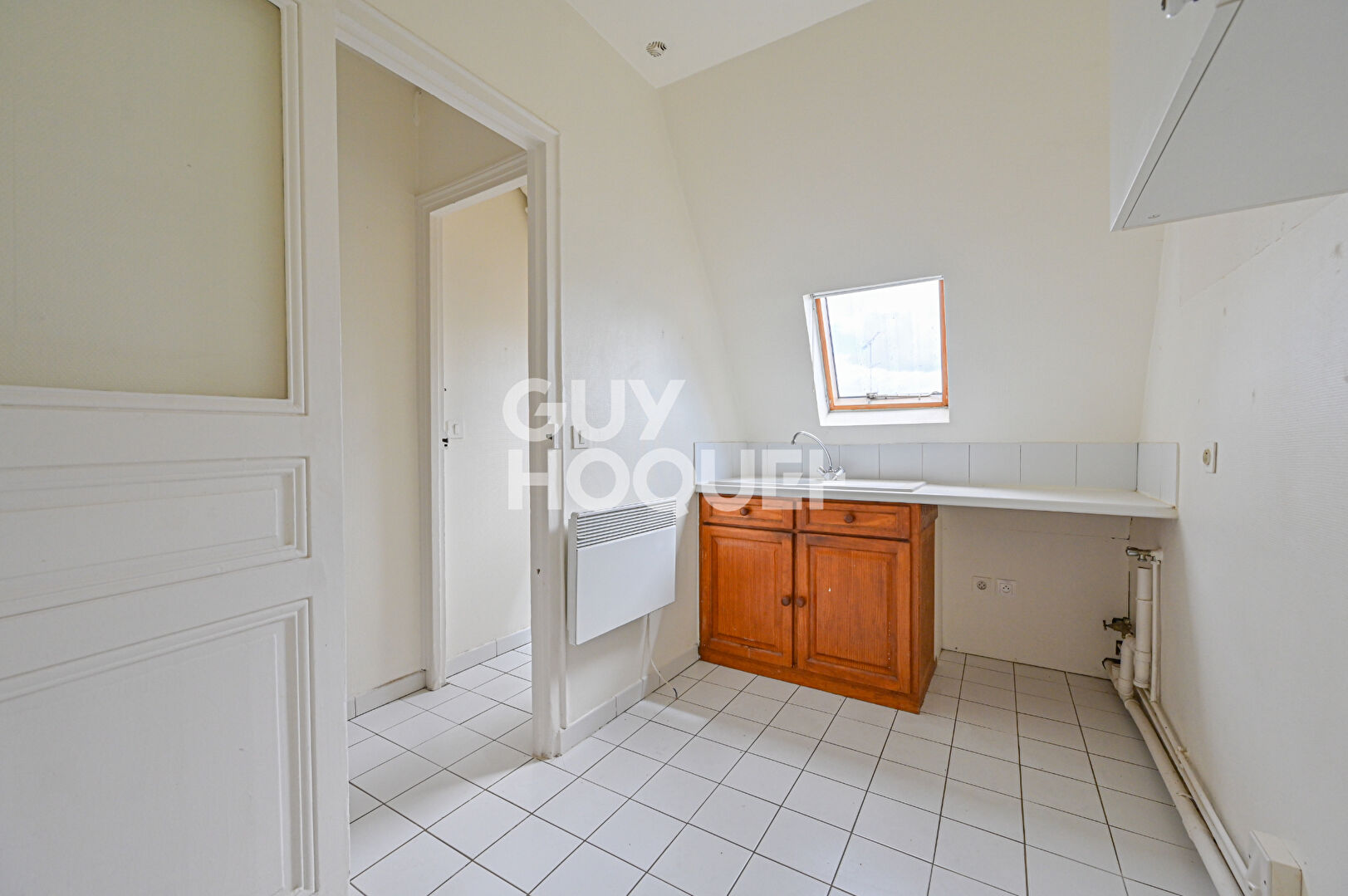 2 PIECES - DERNIER ETAGE ASCENSEUR - 38m2