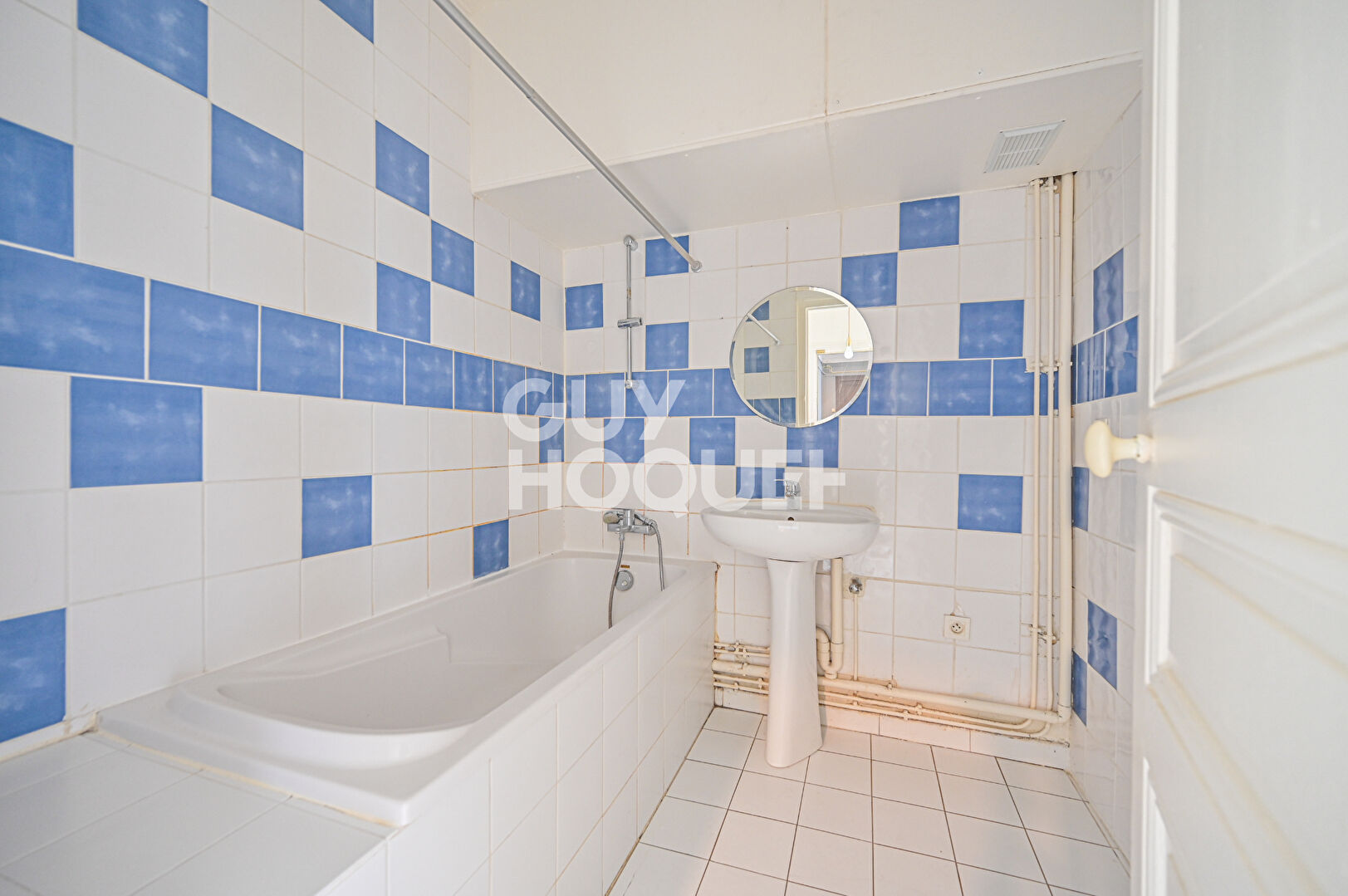 2 PIECES - DERNIER ETAGE ASCENSEUR - 38m2