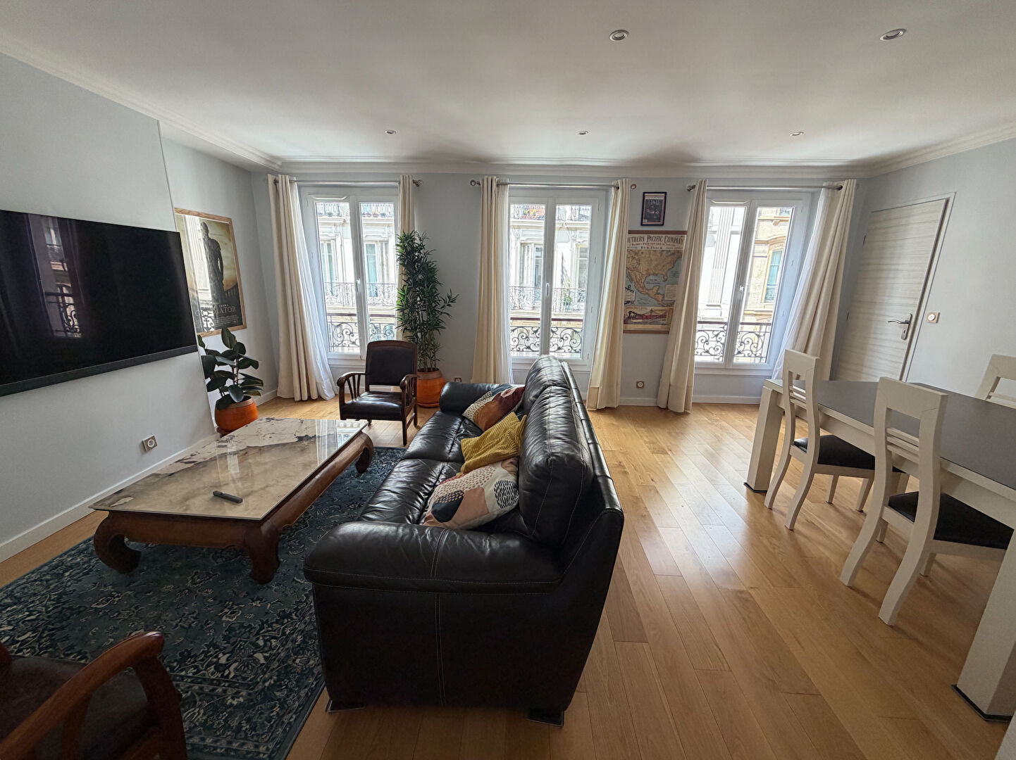 Appartement  3 pièce(s) 71 m2 - 75011 PARIS