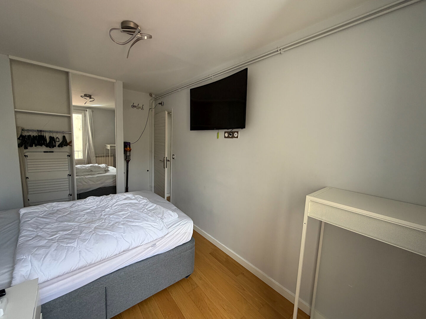 Appartement  3 pièce(s) 71 m2 - 75011 PARIS