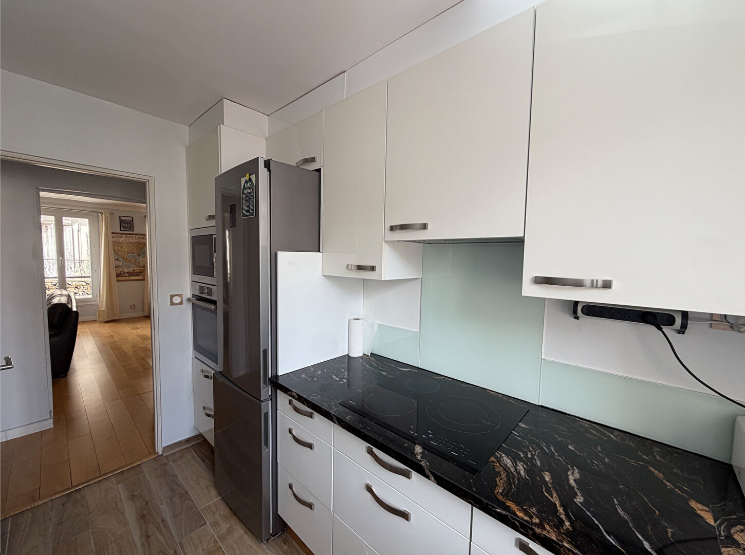 Appartement  3 pièce(s) 71 m2 - 75011 PARIS