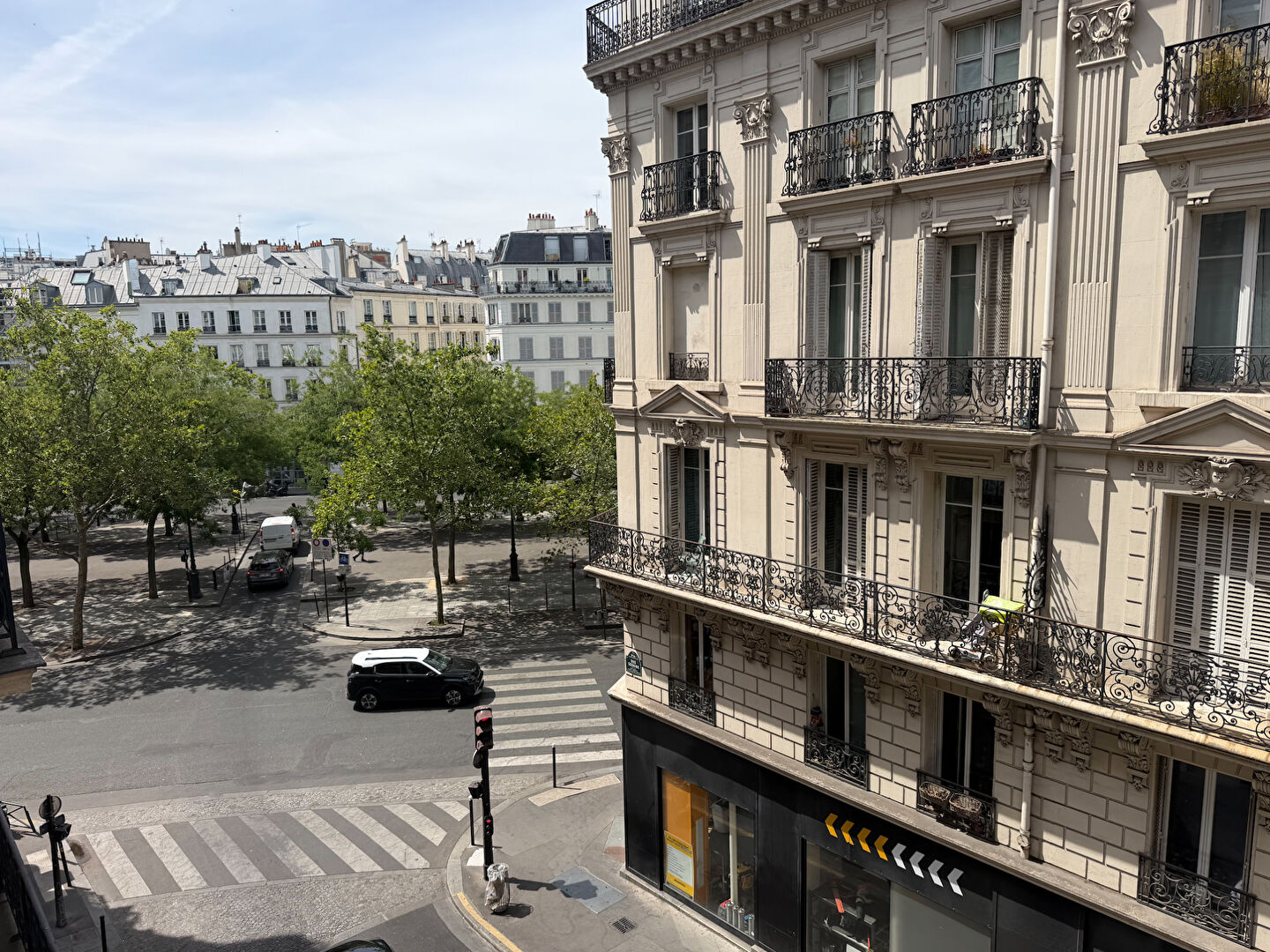 Appartement  3 pièce(s) 71 m2 - 75011 PARIS