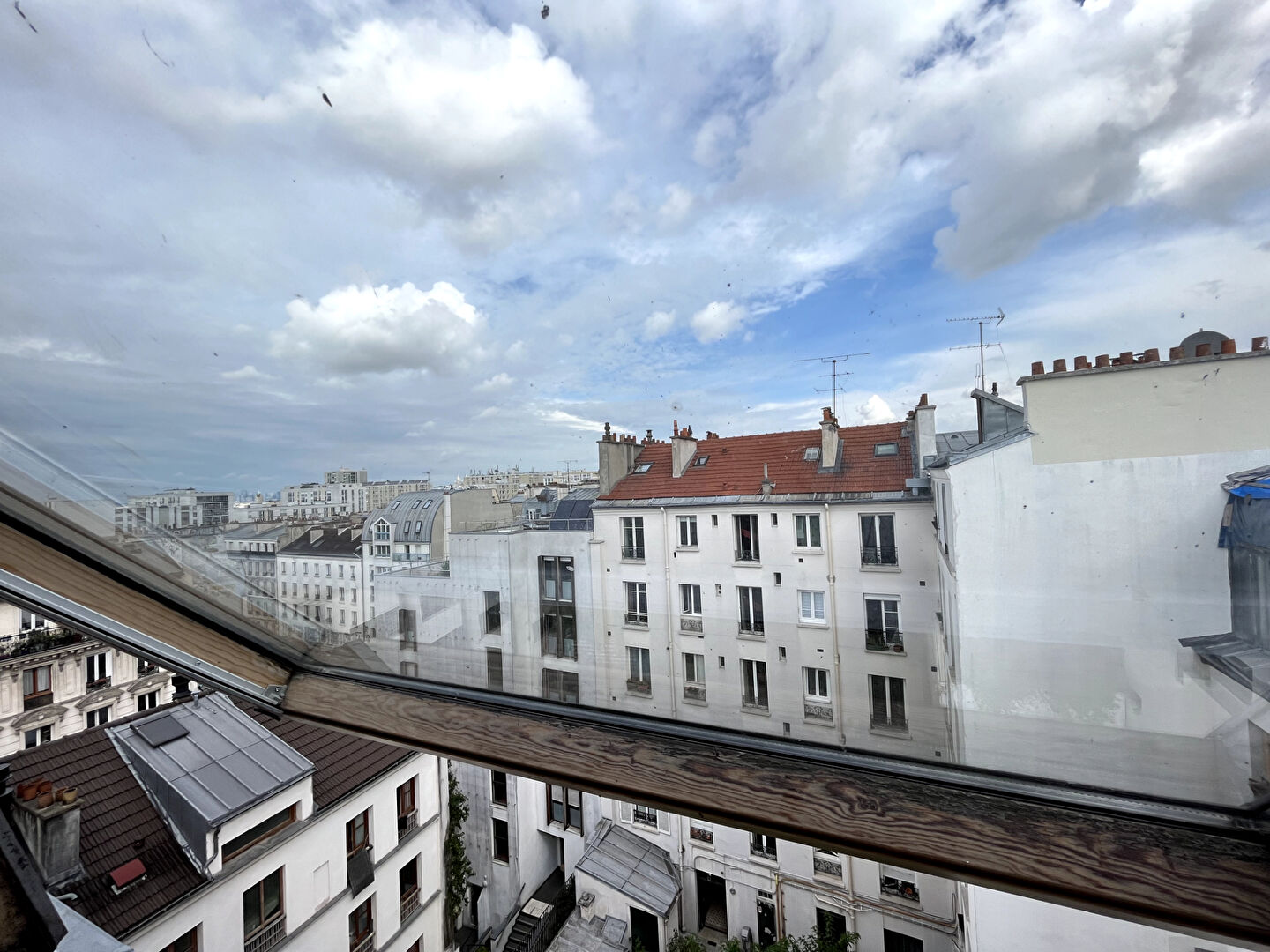 Appartement Paris 1 pièce(s) 14.5 m2 - PARIS 19