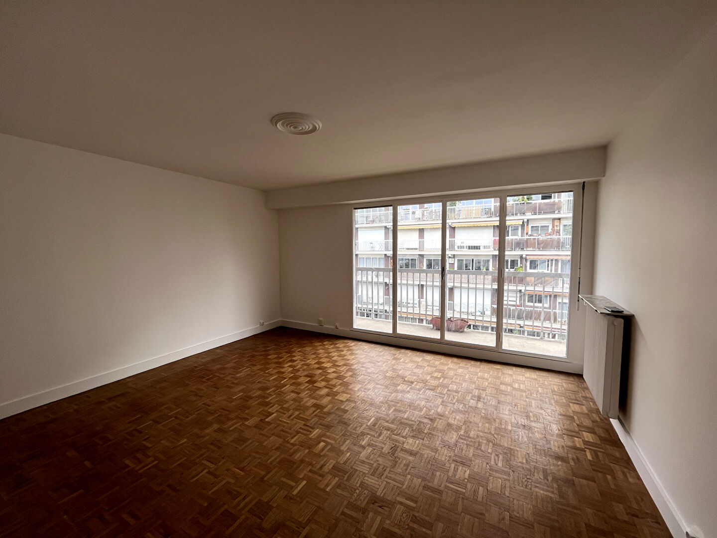Appartement Paris  2 pièce(s) 52.59 m2