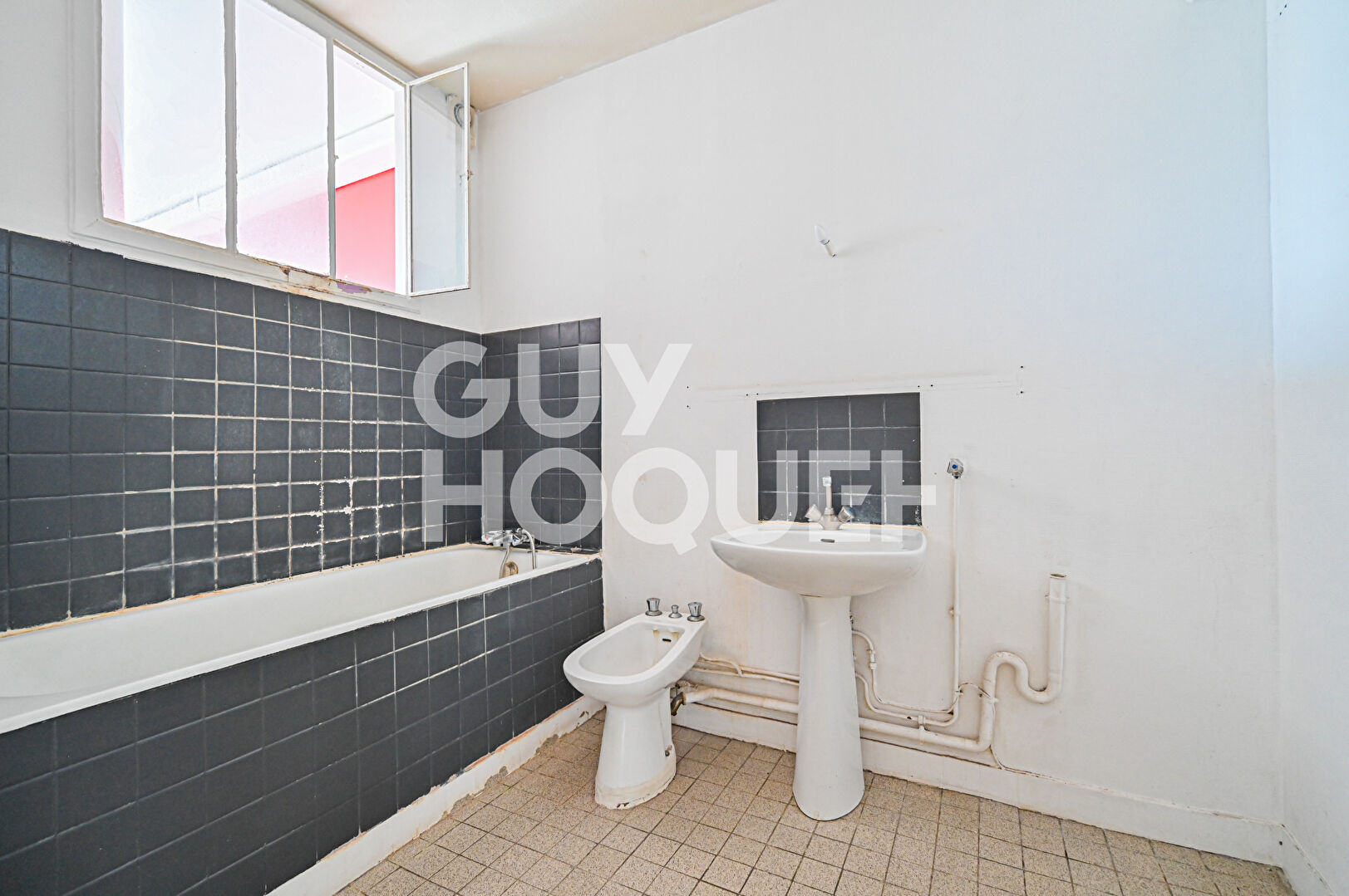 2 PIECES - 5EME ETAGE AVEC ASCENSEUR - 45,47M²