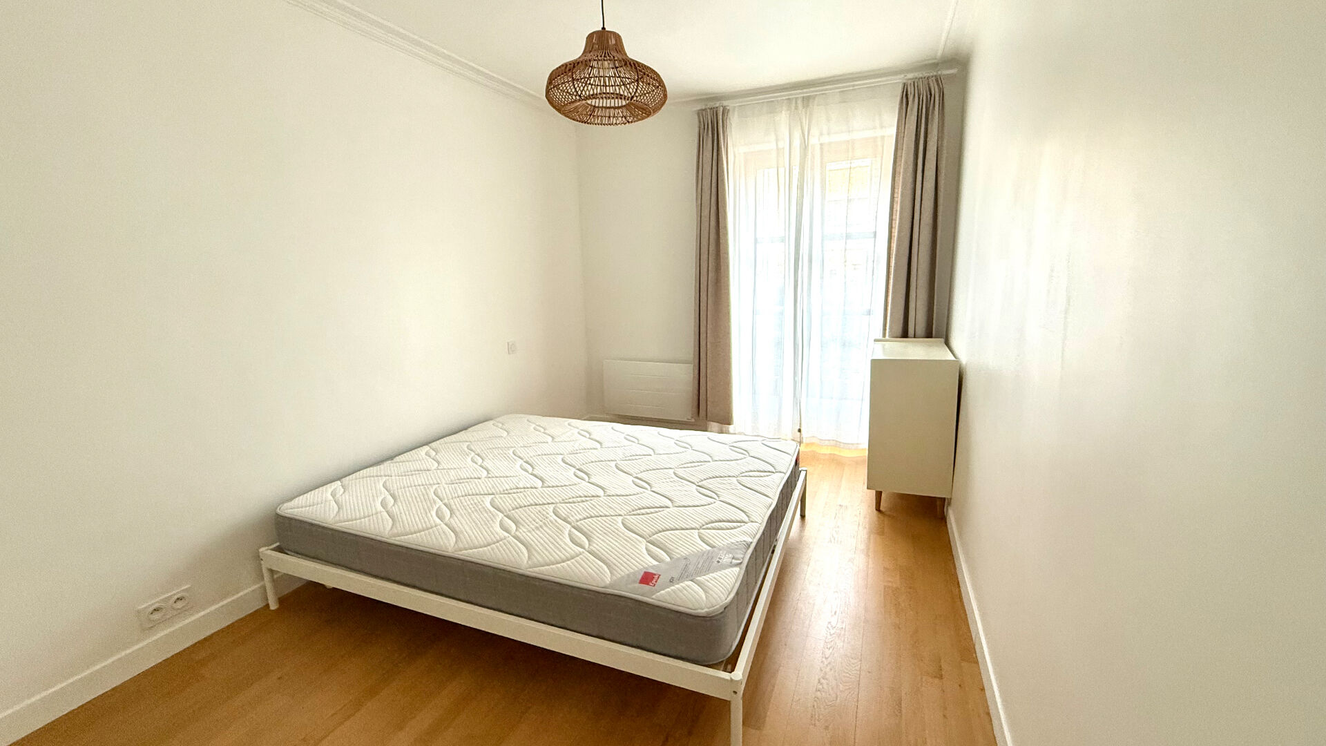 Appartement Paris 2 pièce(s) 51 m2