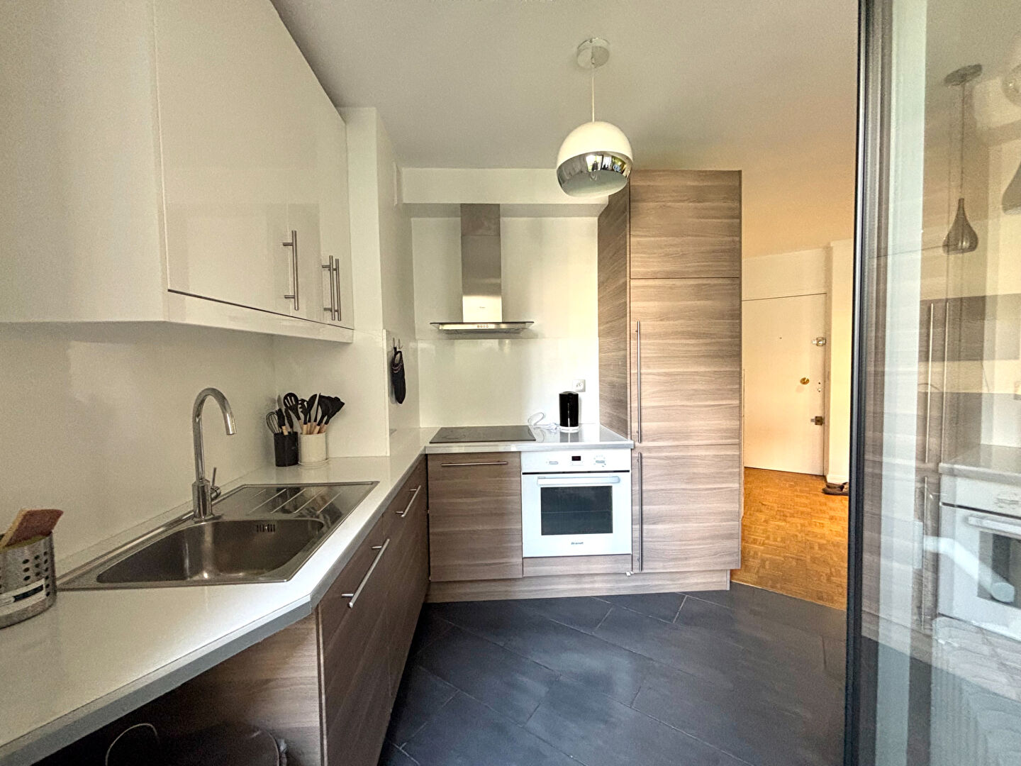 T2 MEUBLÉ - 43M2