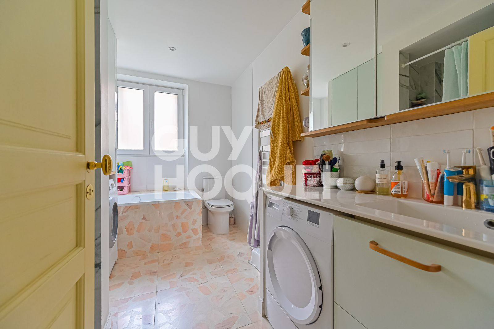 Issy-les-Moulineaux ? Bel appartement familial avec jardin privatif de 45m2.