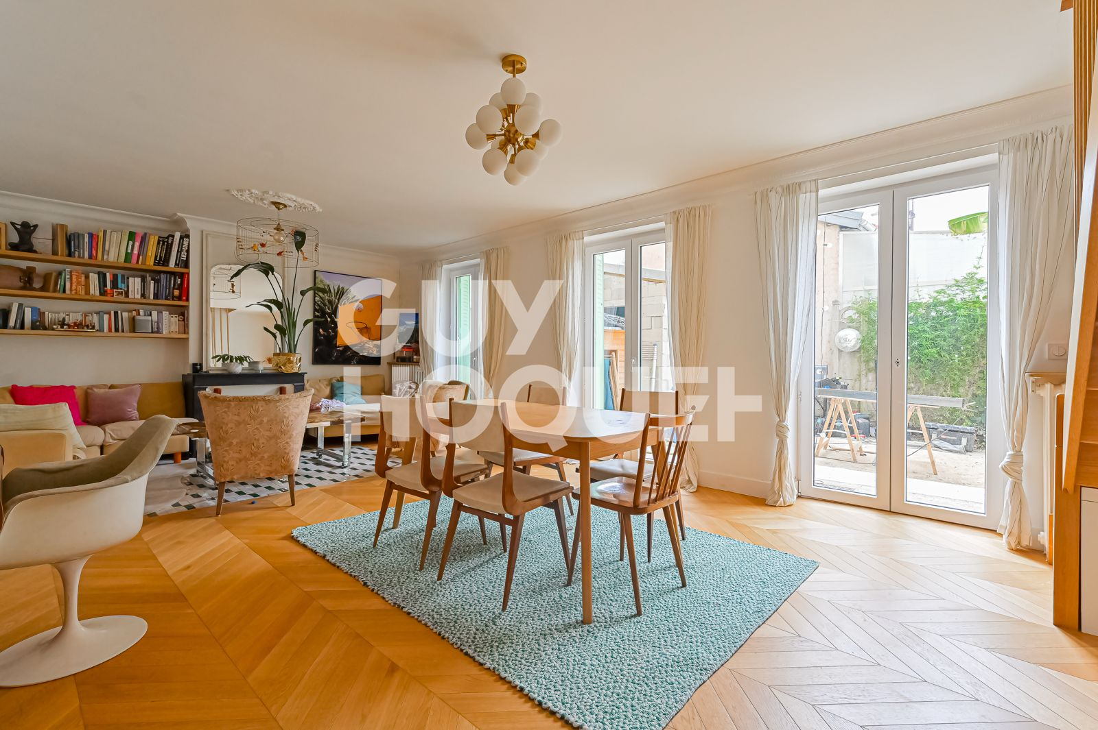 Issy-les-Moulineaux ? Bel appartement familial avec jardin privatif de 45m2.