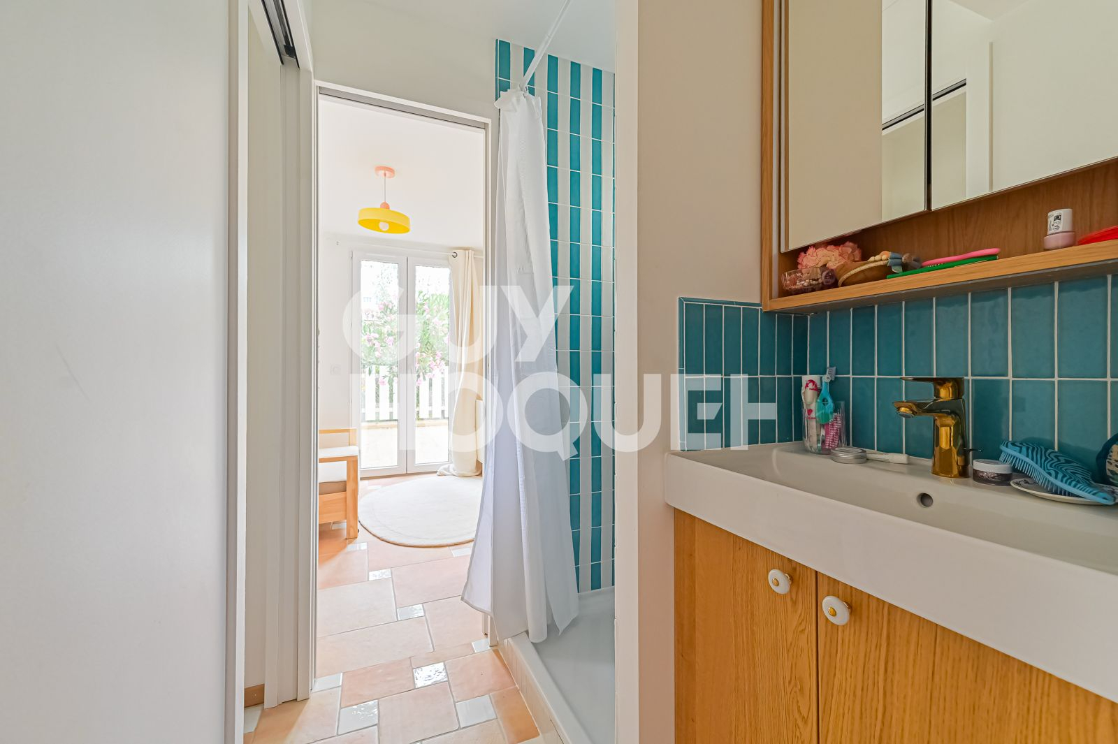 Issy-les-Moulineaux ? Bel appartement familial avec jardin privatif de 45m2.