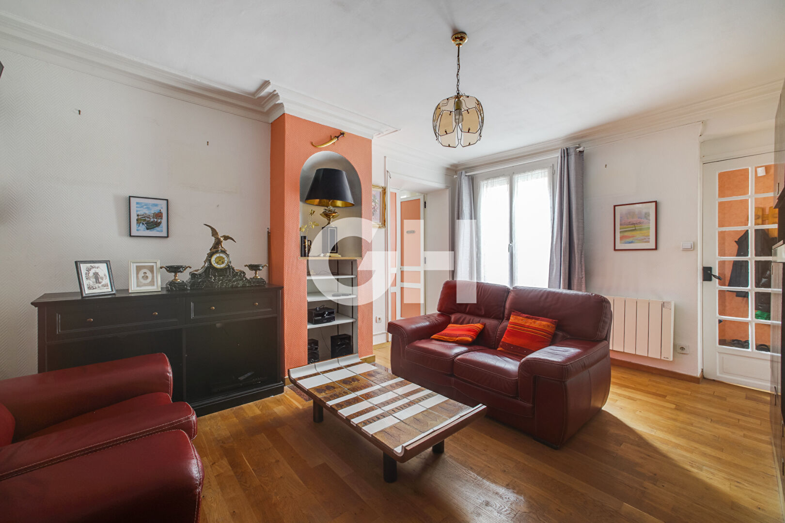 Métro Voltaire appartement familial de 99m2