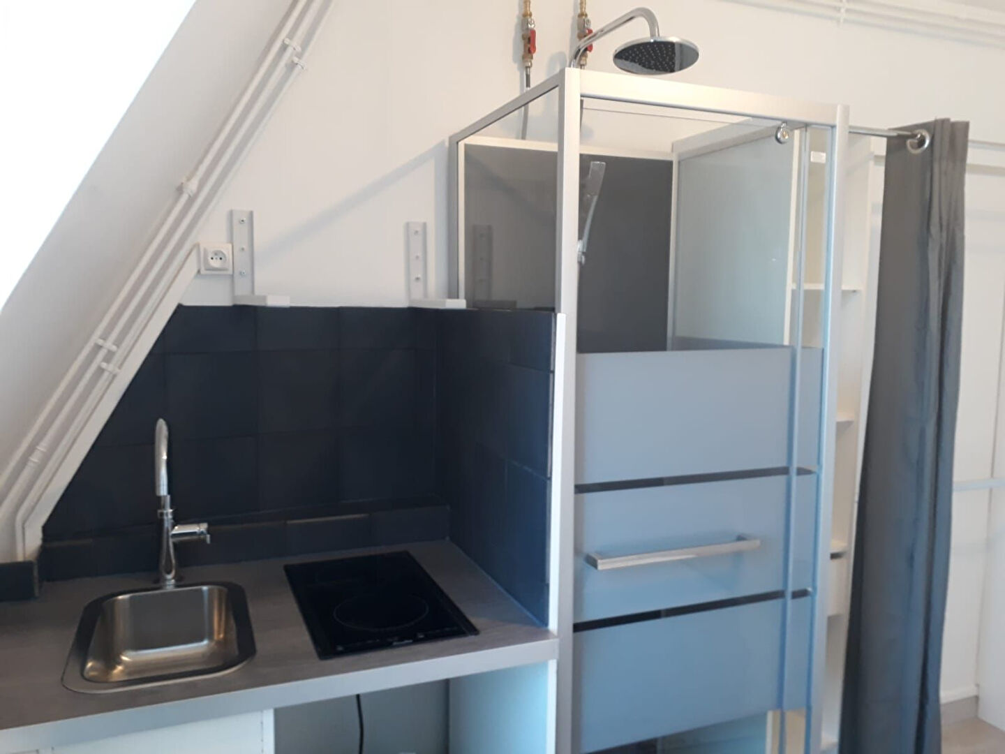 Studette place Félix Eboué