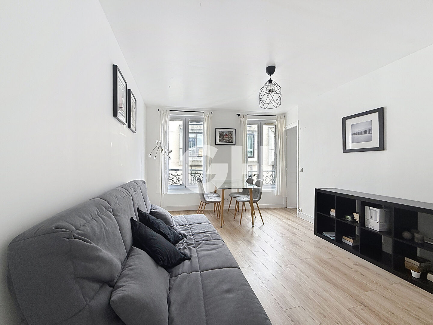 Appartement Paris 2 pièce(s) 37 m²