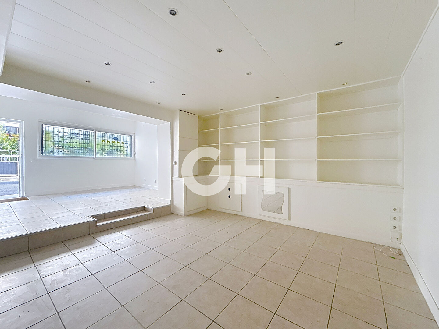 Local commercial Paris 2 pièce(s) 46 m2