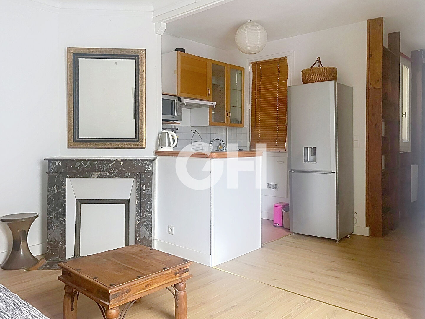 Location 2 pièces métro Voltaire