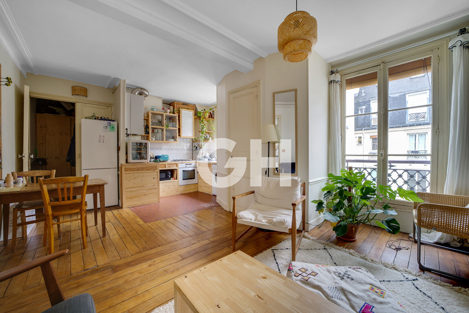 2 pièces traversant VOLTAIRE-GARDETTE