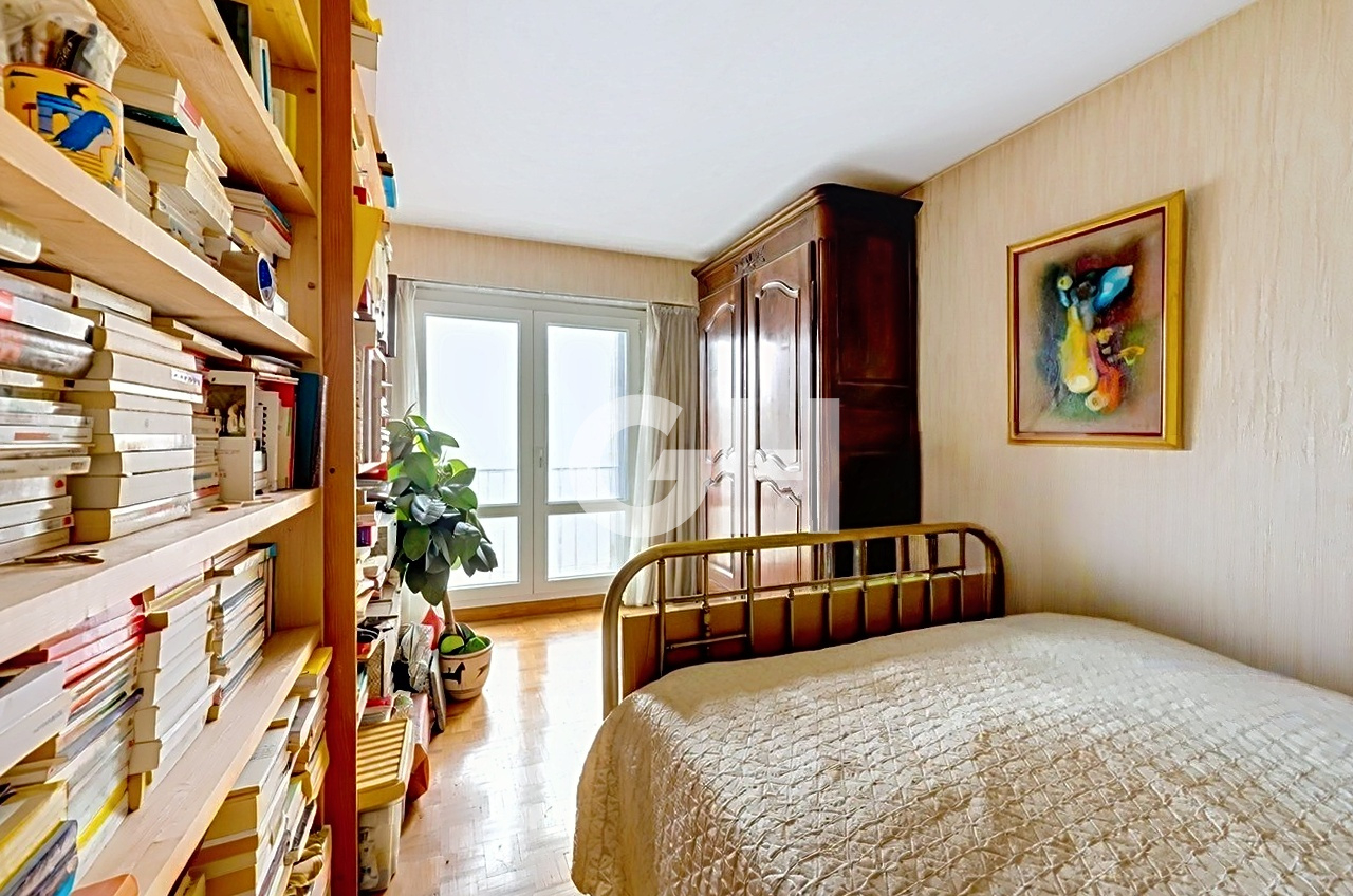 Appartement familial  5 pièces 3 chambres - Métro Buzenval