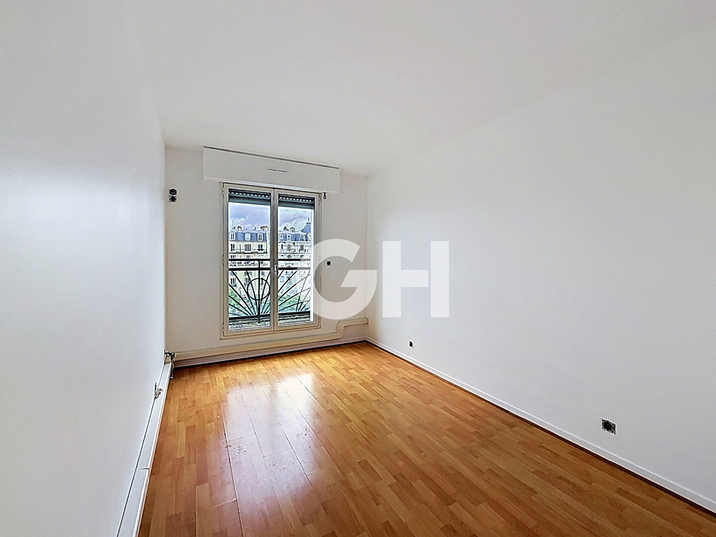 Appartement Paris 12ème  3 pièce(s) 66.01 m² Place de la Nation