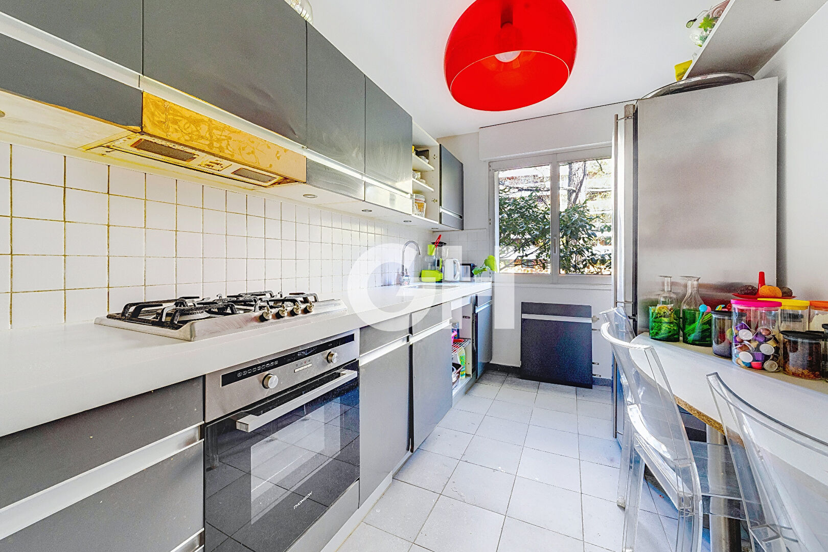 Paris 11 - 4 pièces lumineux en excellent état