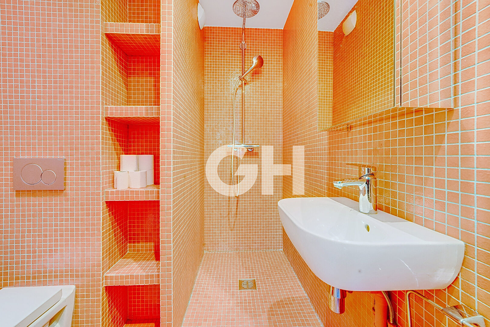 Paris 11 - 4 pièces lumineux en excellent état