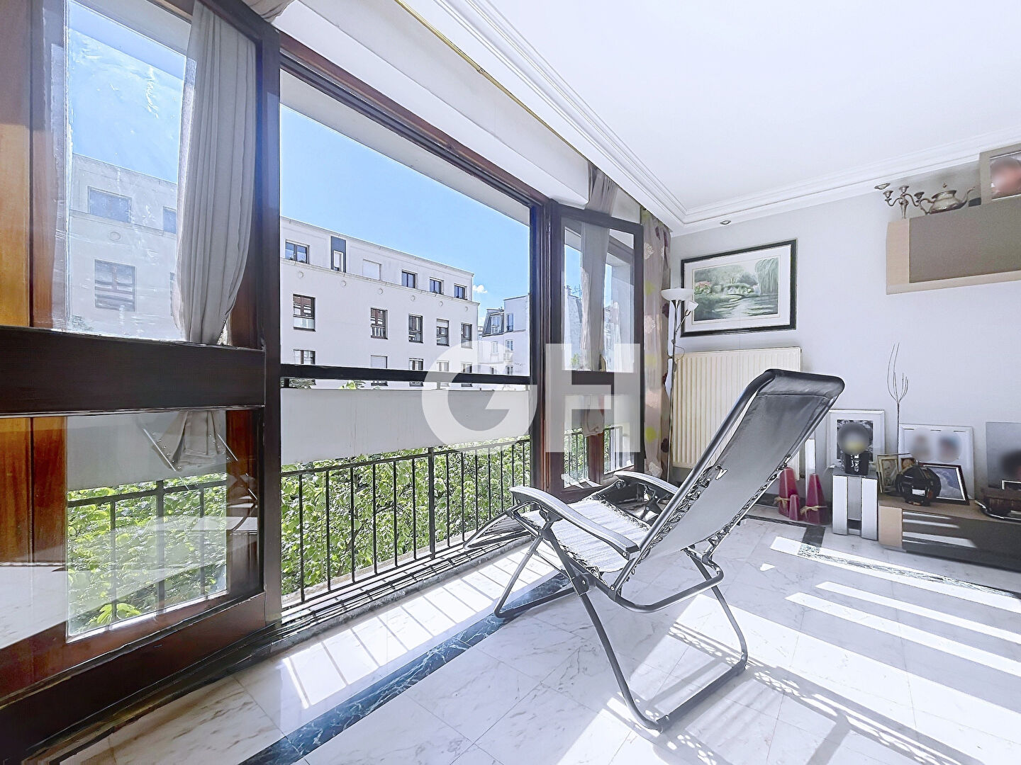 4 pièces familial de 98 m2, vraies grandes pièces baignées de lumière