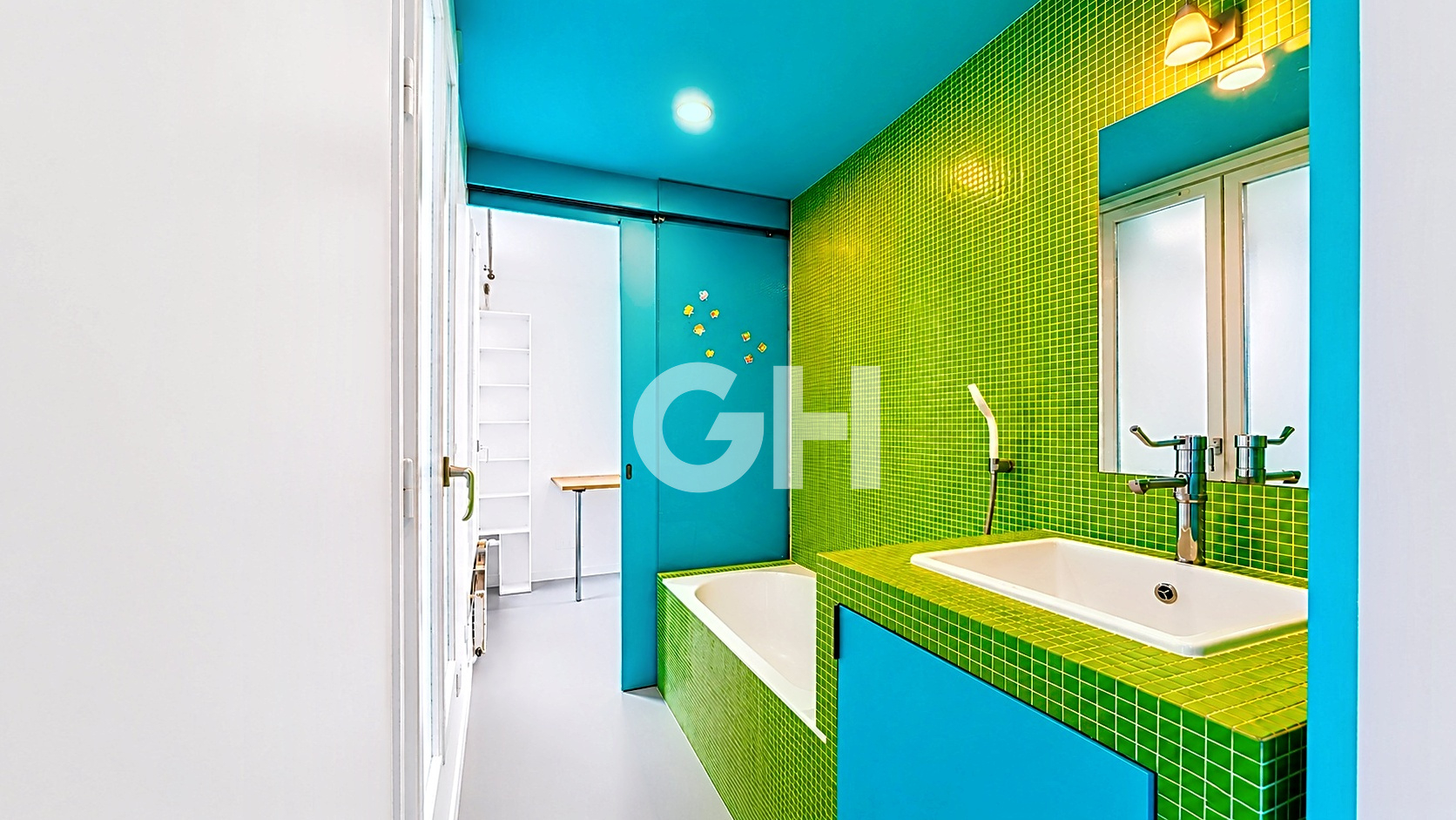 Triplex Inversé - Paris 92 m2
