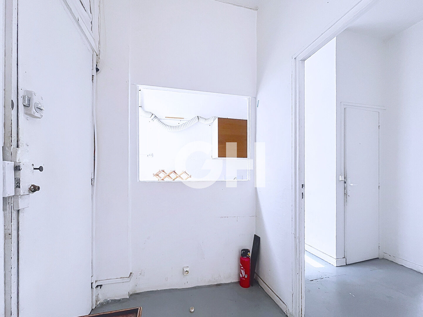 80 m² modulables entre Belleville/Oberkampf  - Local commercial ou habitation