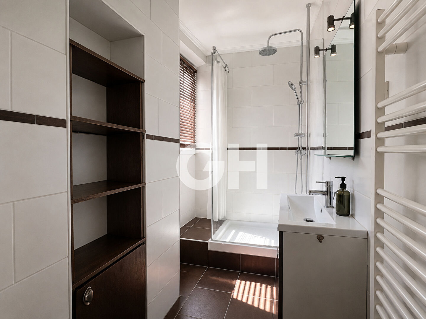 Père Lachaise - appartement en dernier étage