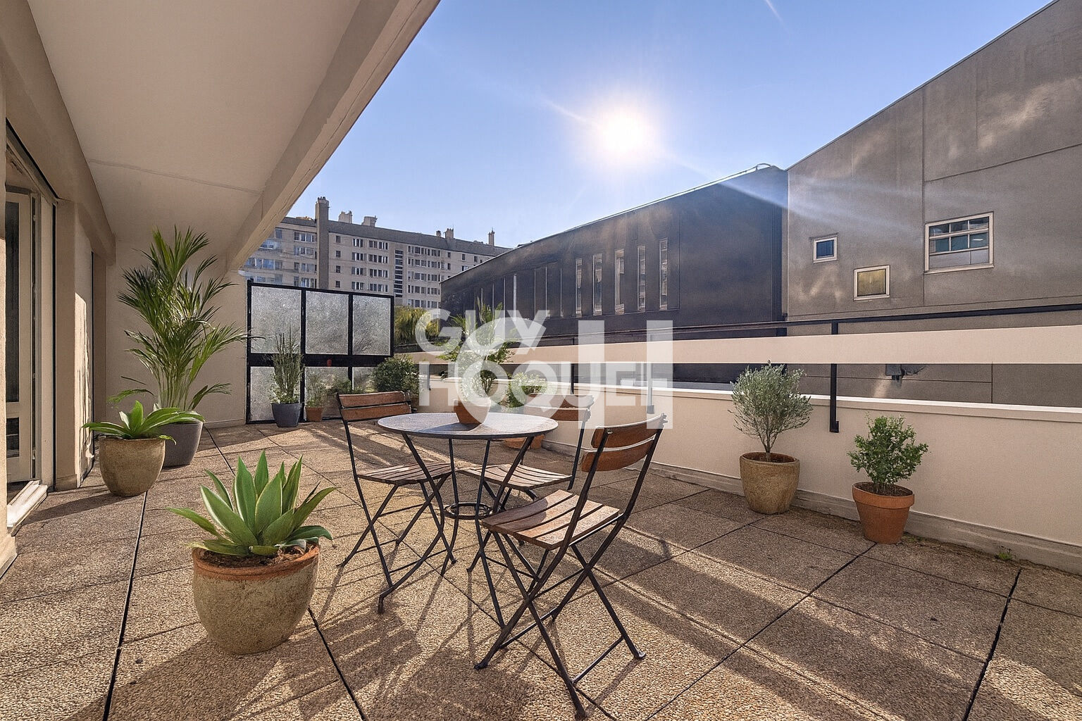 Bel appartement de 3 pièces avec double terrasses de 30m2 et 40m²