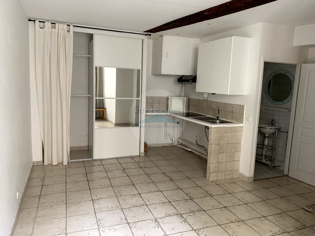 Studio - Rue du Fbg St Antoine - 75012 Paris