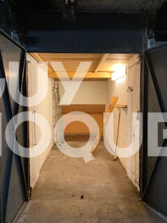 Parking / box