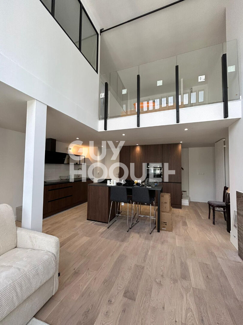Appartement Paris 1 pièce(s) 56.03 m2