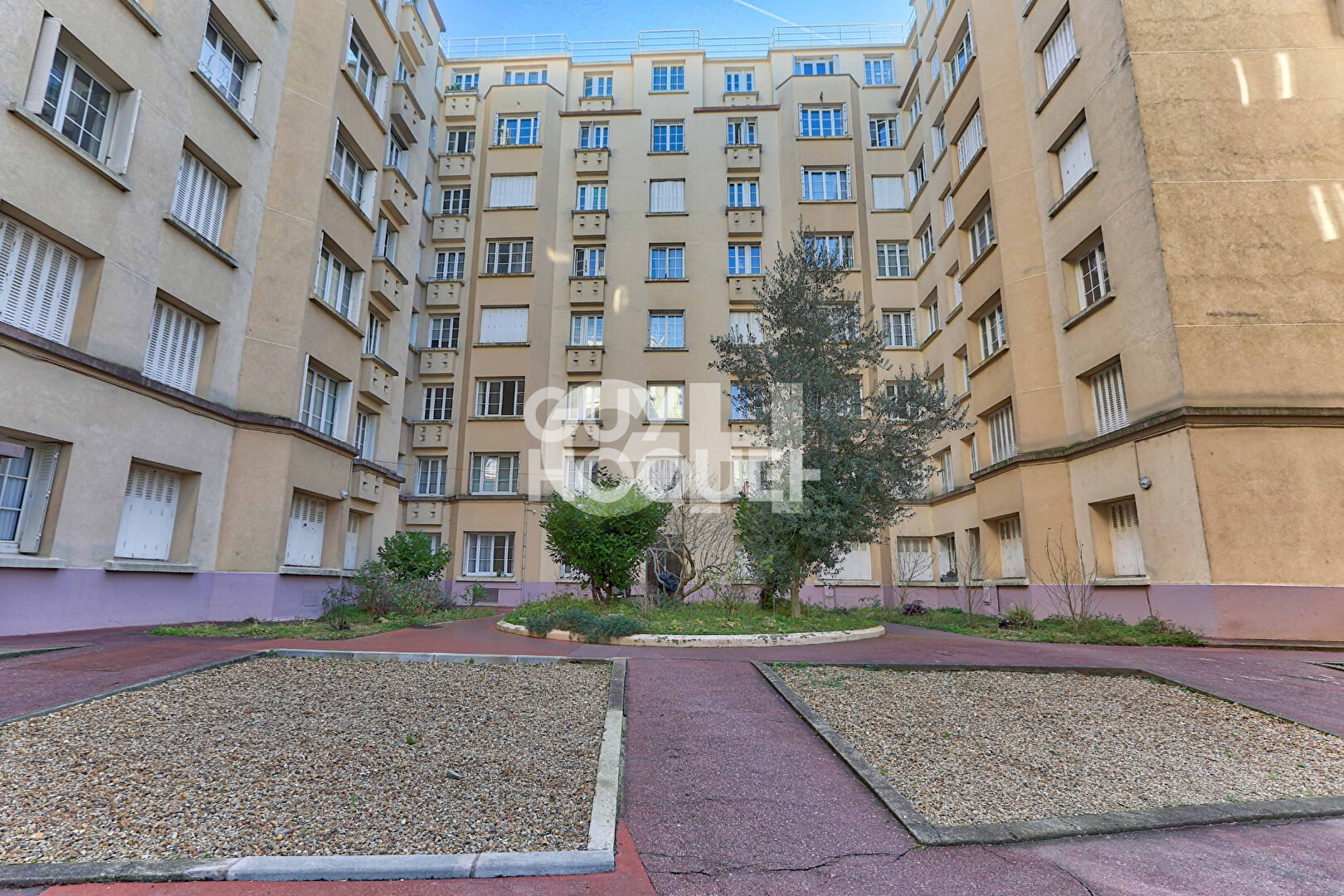 Appartement Courbevoie 3 pièce(s) 54.56 m2