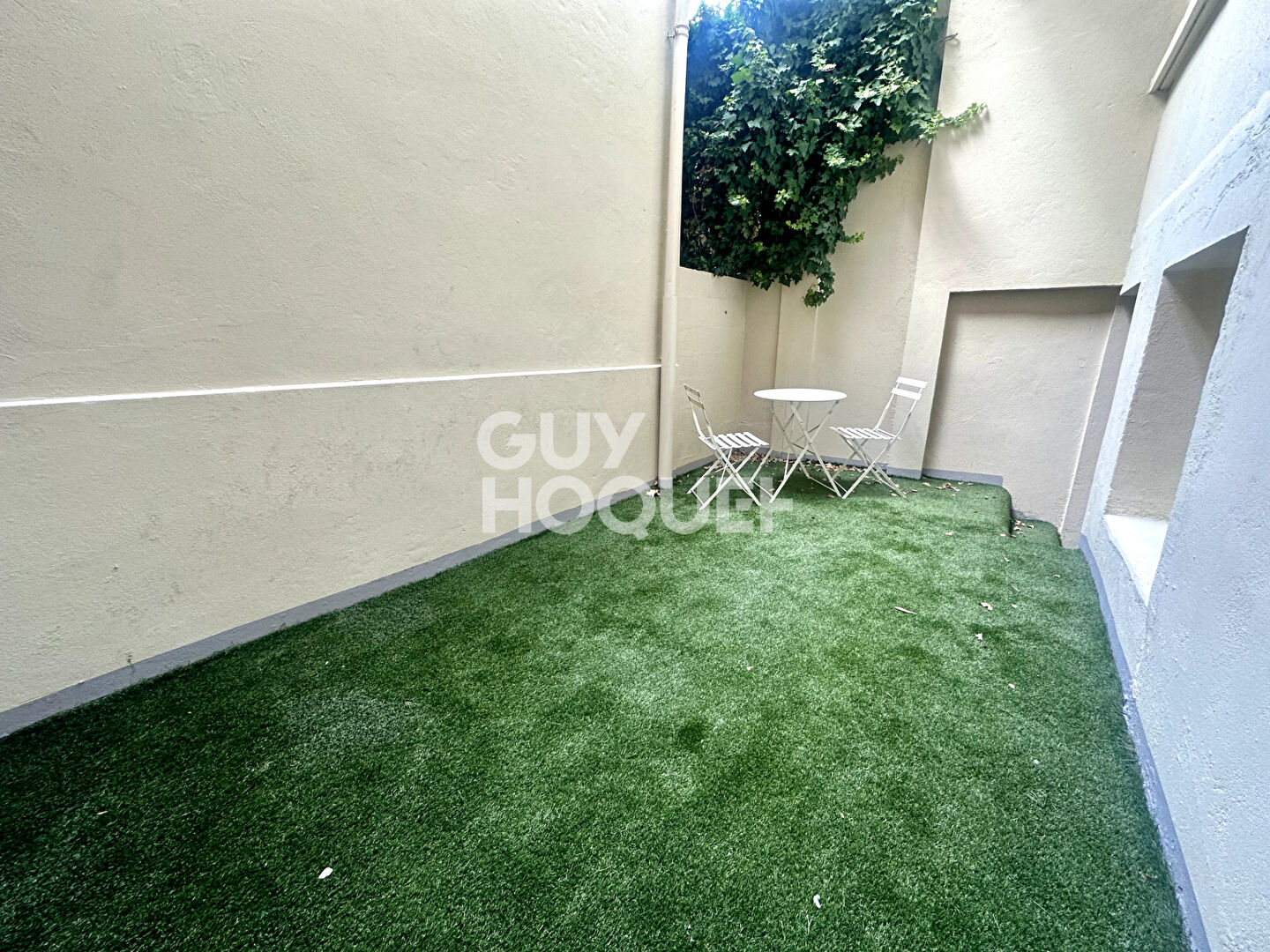 Duplex 2 chambres + Patio Montreuil