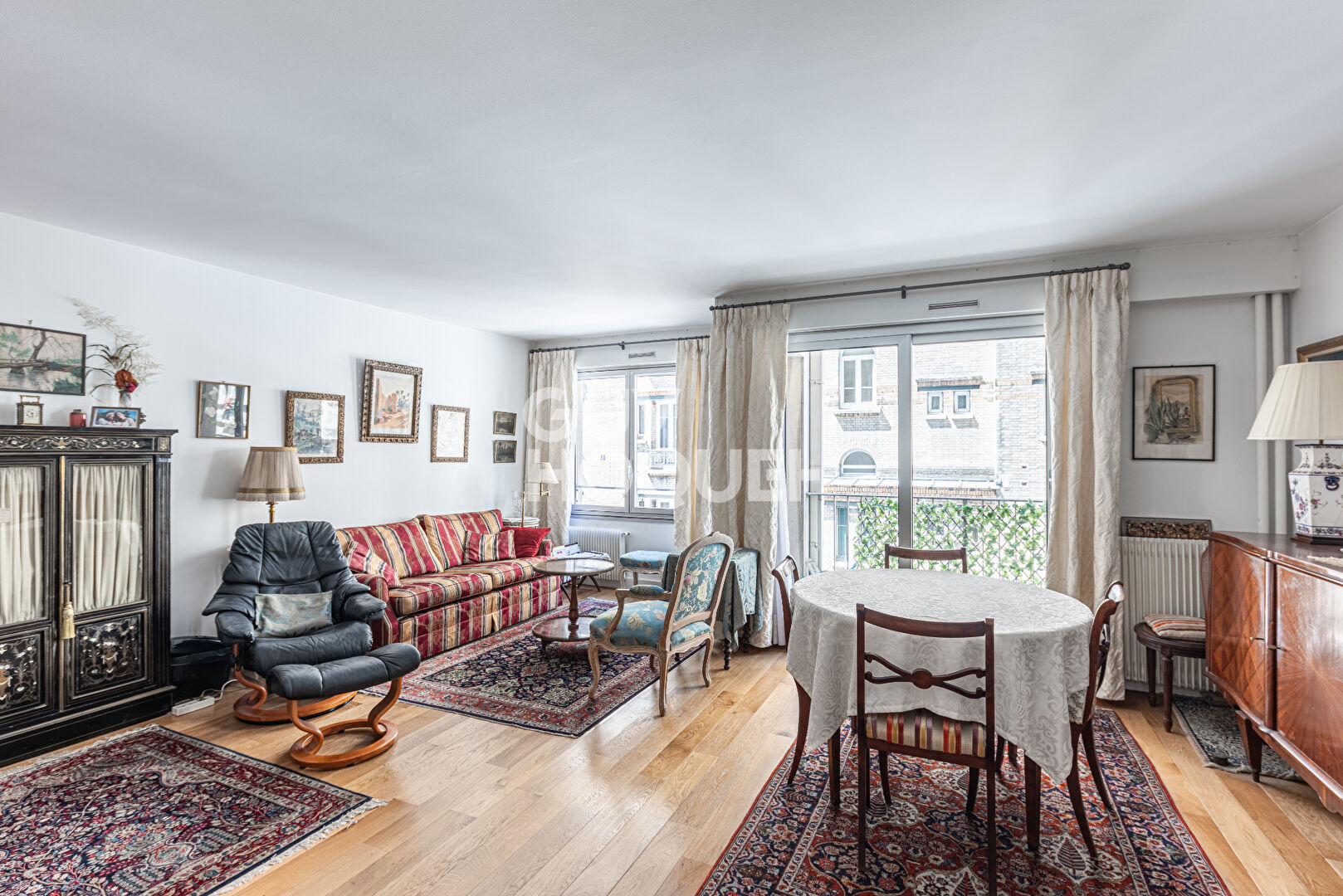Appartement Paris 3 pièce(s) 79 m2