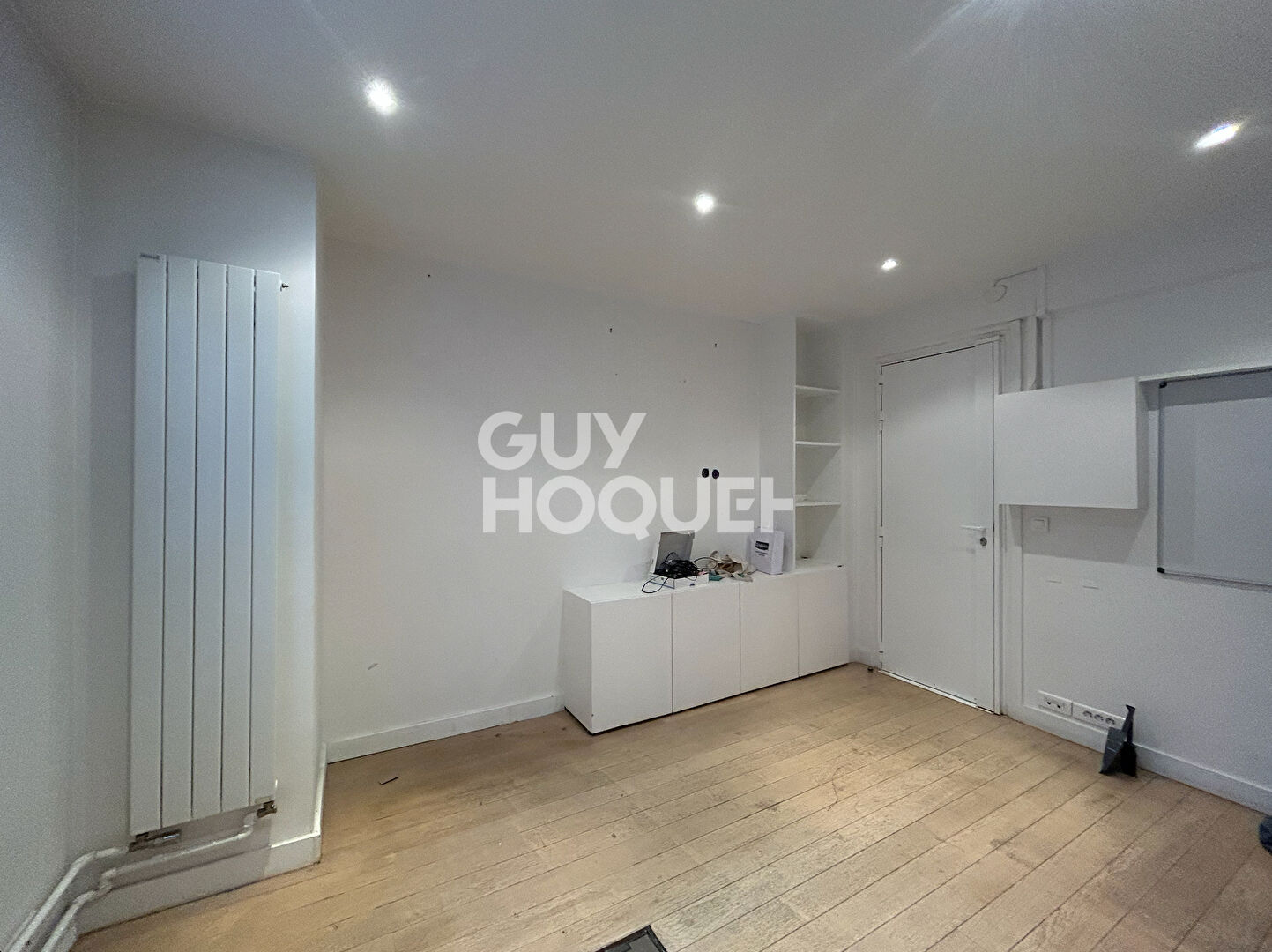 Bureaux Paris 2 pièce(s) 22 m2