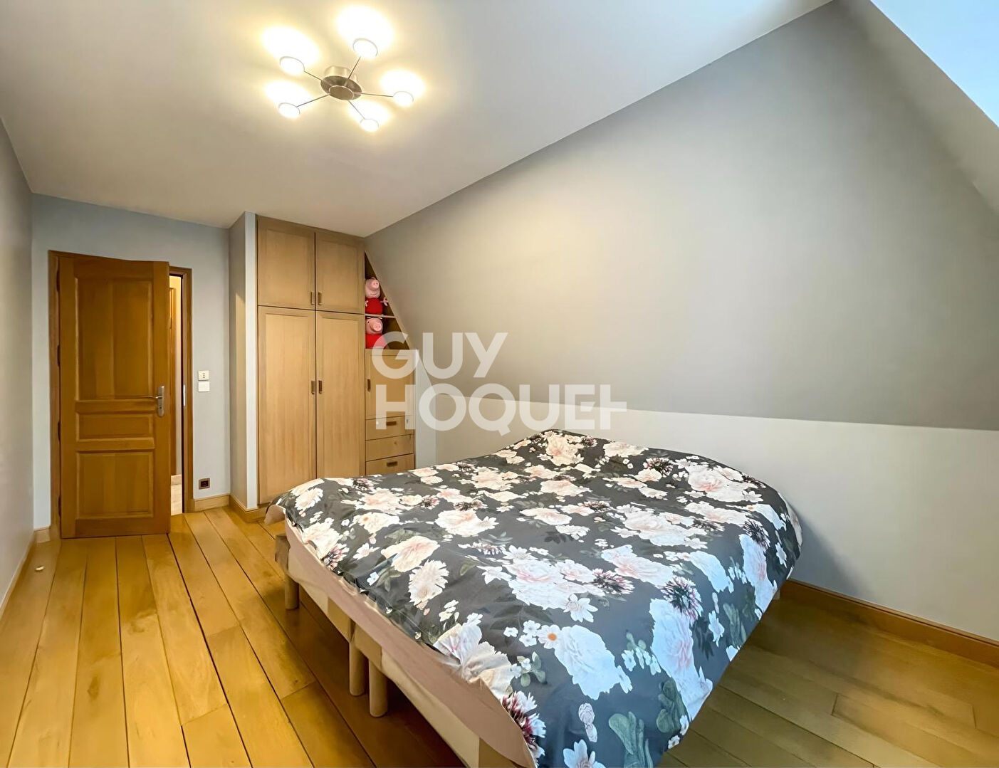 Maison Rueil Malmaison 5 pièce(s) 180.14 m2